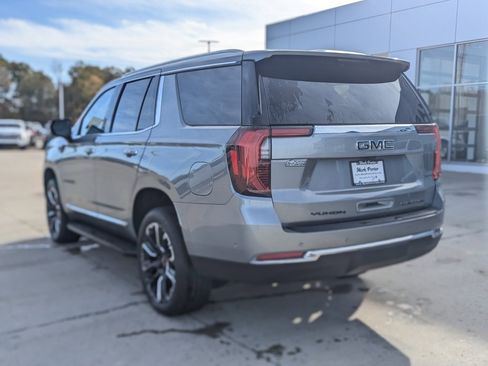 New 2026 GMC Yukon Elevation image 9