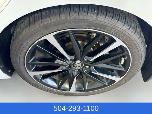Used 2019 Toyota Camry XSE FWD image 31