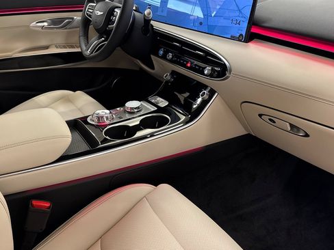 New 2026 Genesis GV70 2.5T AWD/4WD image 16