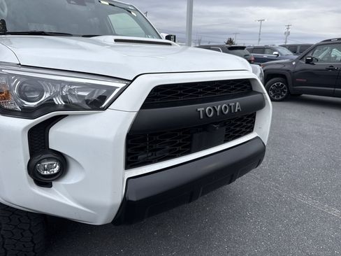 Used 2024 Toyota 4Runner TRD Off-Road Premium image 2