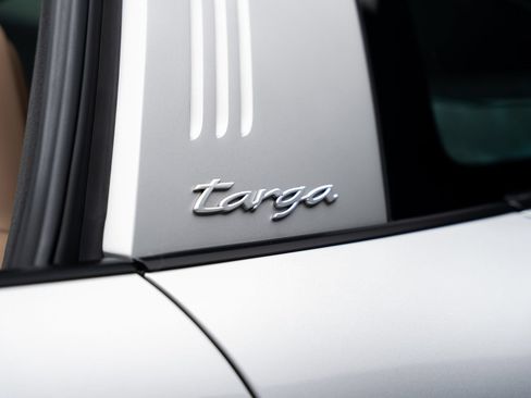 Used 2023 Porsche 911 Targa 4S AWD/4WD image 25