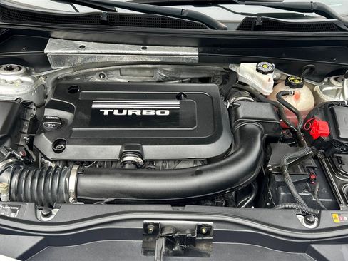 Used 2019 Cadillac XT4 Luxury image 48