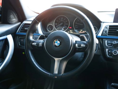 Used 2018 BMW 340i xDrive Sedan w/ Premium Package image 33