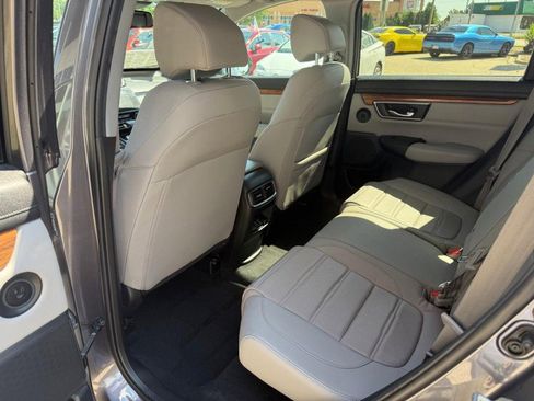 Used 2022 Honda CR-V Touring image 12