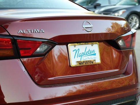 New 2025 Nissan Altima 2.5 SR w/ SR Premium Package image 7