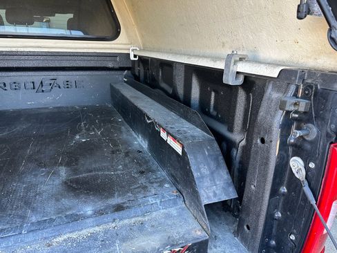 Used 2022 Ford F150 XLT image 30