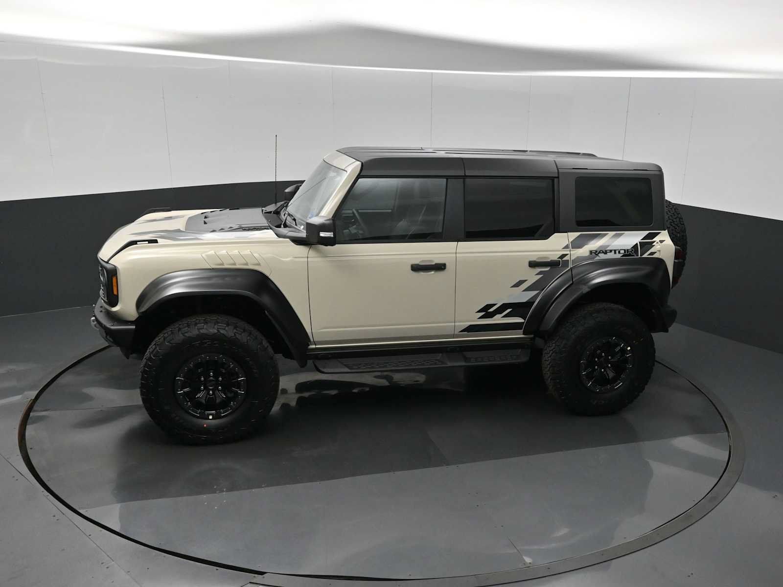 New 2026 Ford Bronco Raptor AWD/4WD image 22