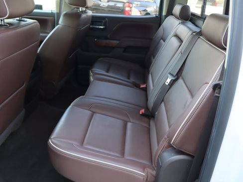 Used 2019 Chevrolet Silverado 2500 High Country w/ Duramax Plus Package AWD/4WD image 36