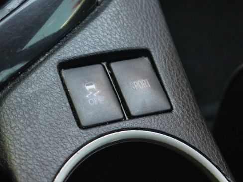 Used 2016 Toyota Corolla S FWD image 15