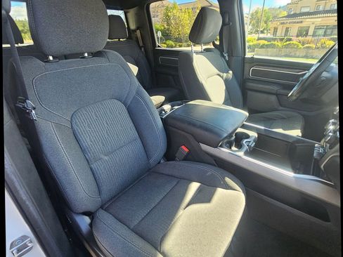 Used 2019 RAM 1500 Big Horn RWD image 23
