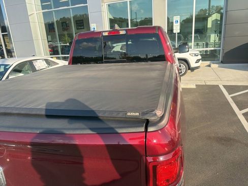 Used 2022 RAM 1500 Big Horn AWD/4WD image 14