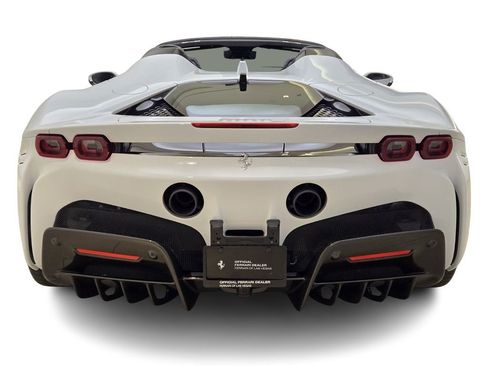 Used 2024 Ferrari SF90 Spider image 10