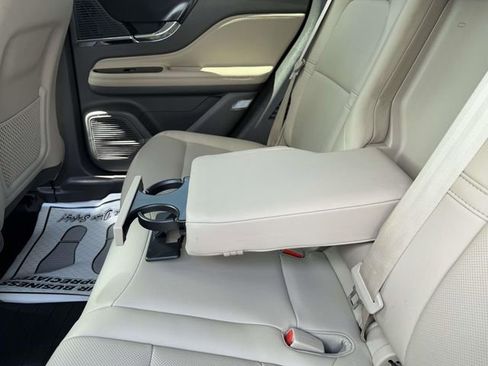 Certified 2020 Lincoln Corsair AWD w/ Equipment Group 101A image 20