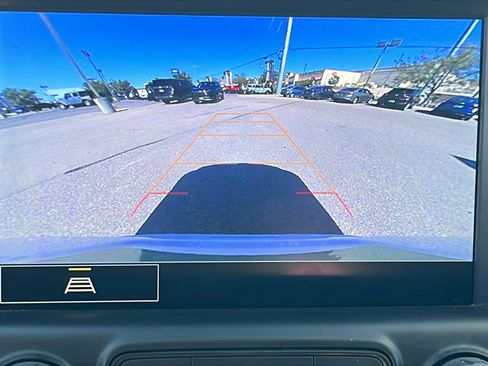 Certified 2024 GMC Terrain SLT image 22