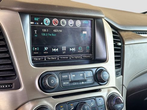 Used 2018 GMC Yukon Denali w/ Open Road Package AWD/4WD image 18