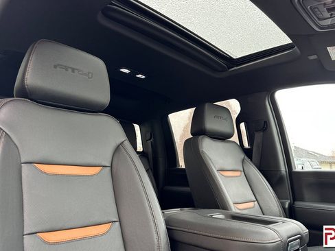 Certified 2022 GMC Sierra 2500 AT4 w/ AT4 Premium Plus Package image 19