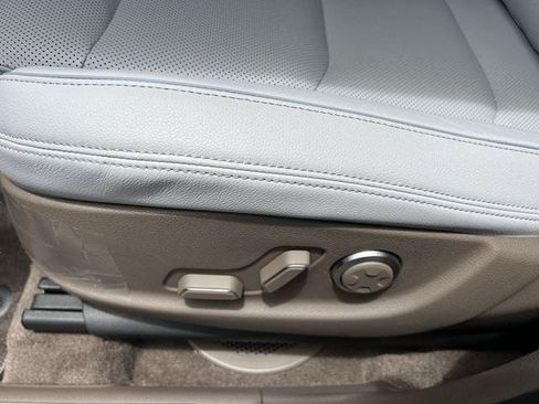 New 2026 Genesis GV70 2.5T Advanced AWD/4WD image 25