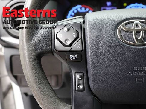 Used 2020 Toyota Tacoma SR RWD image 15
