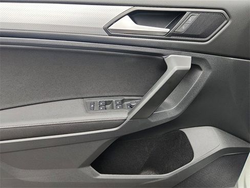 Certified 2022 Volkswagen Tiguan S image 13