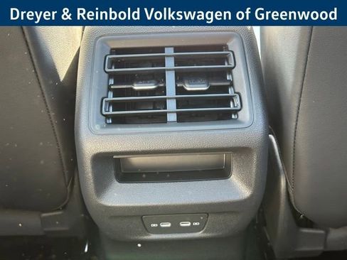 New 2026 Volkswagen Tiguan SE R-Line image 27