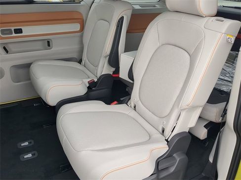 New 2025 Volkswagen ID. Buzz 1st Edition image 17