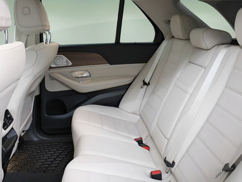 Used 2022 Mercedes-Benz GLE 350 image 21