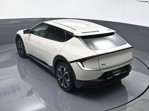 Certified 2022 Kia EV6 Wind w/ Wind Technology Package image 51