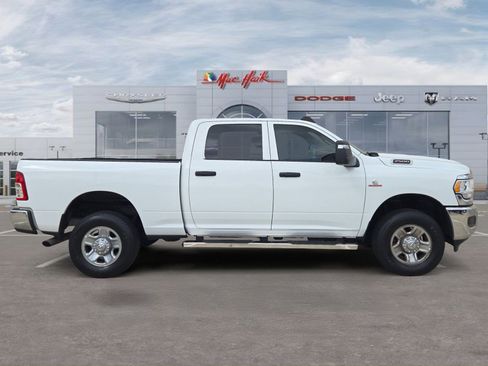 Used 2024 RAM 2500 Tradesman w/ Chrome Appearance Group image 6