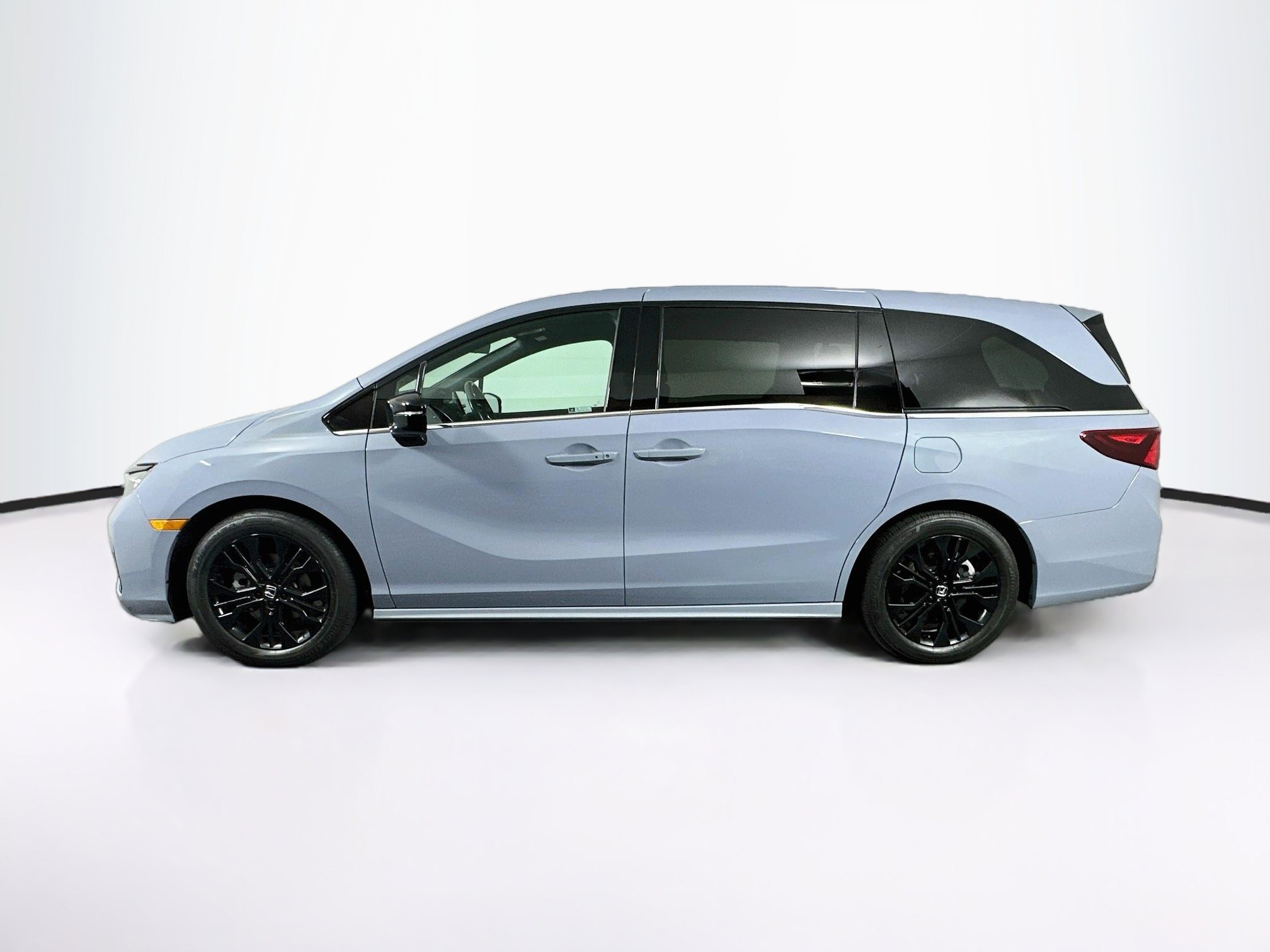 Used 2025 Honda Odyssey Sport-L image 4