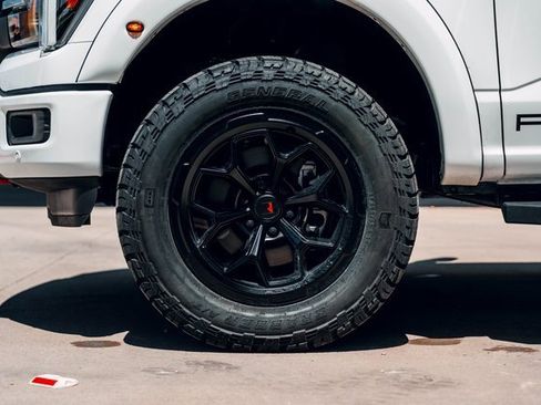 New 2025 Ford F150 Lariat w/ Equipment Group 502A High image 8