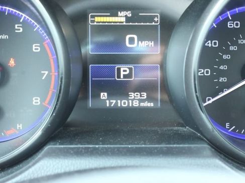 Used 2016 Subaru Legacy 2.5i Premium w/ Moonroof Package AWD/4WD image 27