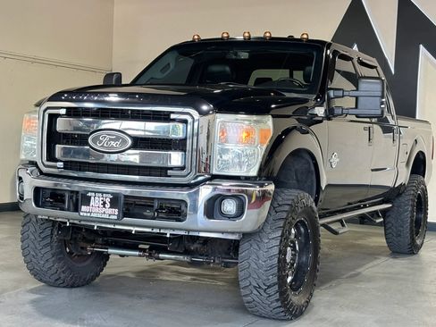 Used 2012 Ford F250 Lariat w/ Lariat Interior Pkg AWD/4WD image 1