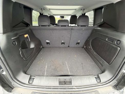 Used 2023 Jeep Renegade Altitude w/ Sun/Sound Group image 13