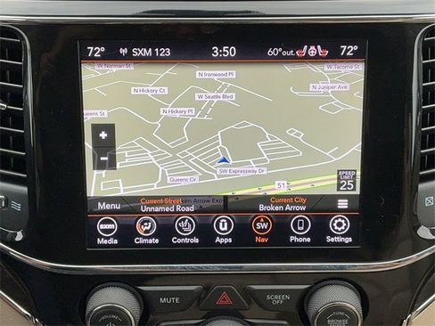 Used 2020 Jeep Grand Cherokee Limited image 24