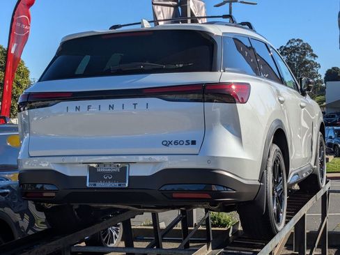 New 2026 INFINITI QX60 Sport image 5