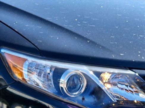 Used 2012 Toyota Camry SE image 4