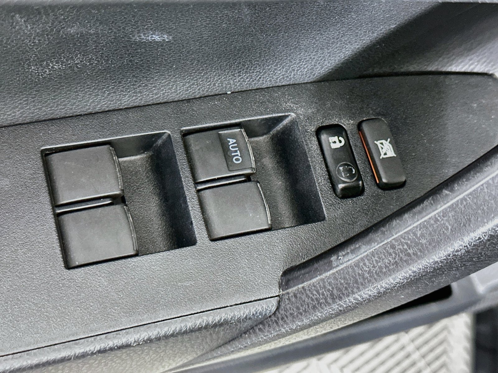 Used 2017 Toyota Corolla SE FWD image 17
