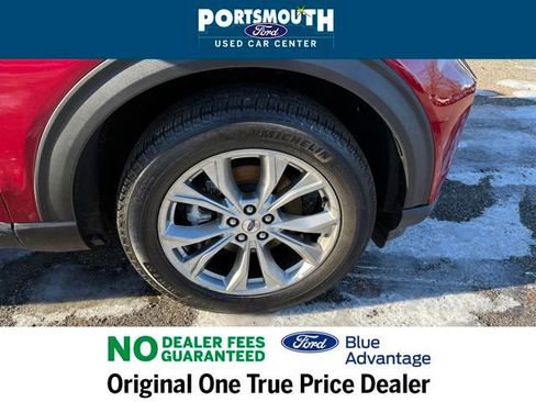 Used 2024 Ford Explorer XLT w/ Equipment Group 202A image 31