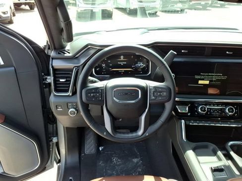 New 2026 GMC Sierra 3500 Denali Ultimate AWD/4WD image 14