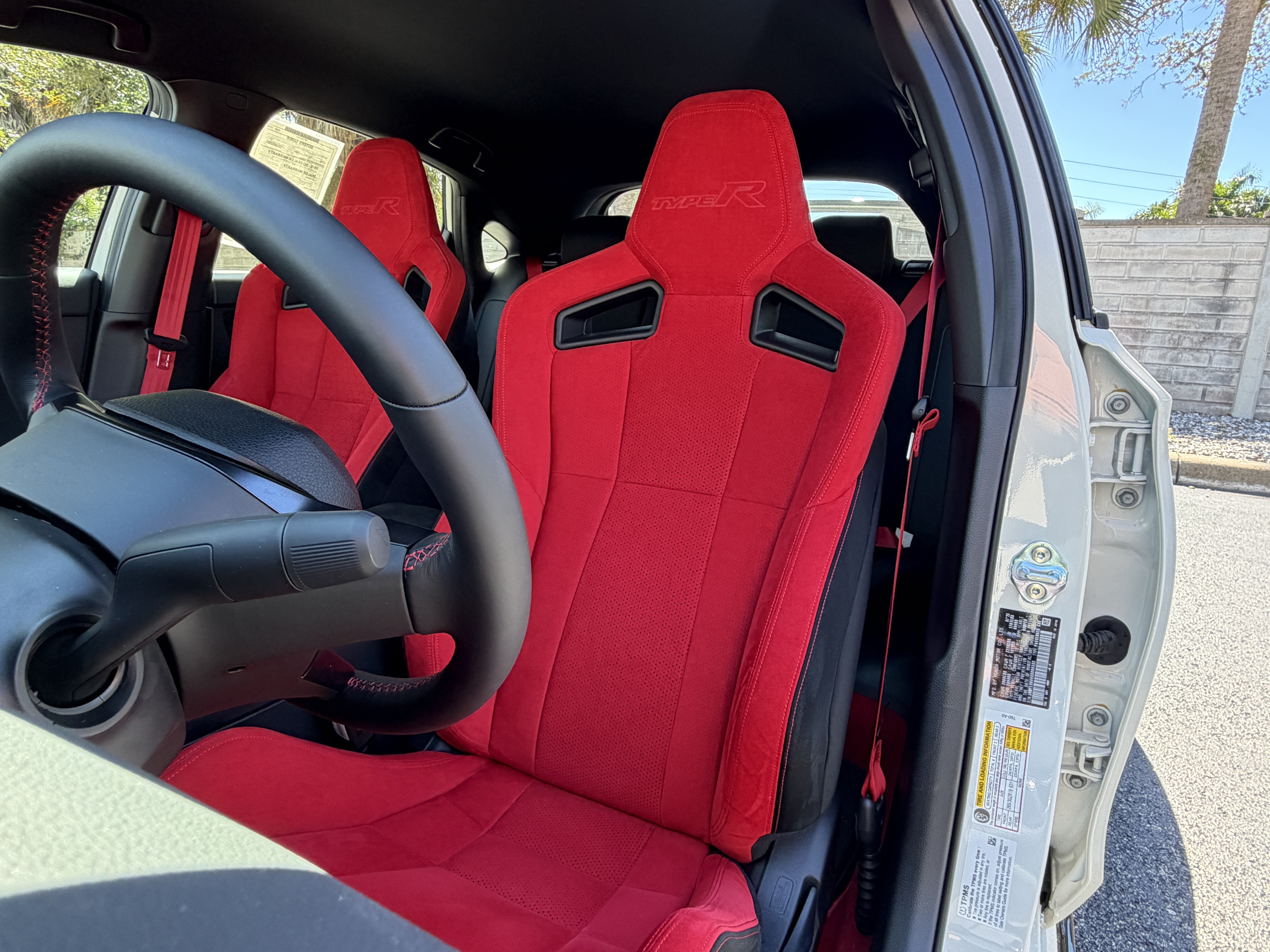 Used 2025 Honda Civic Type R image 5