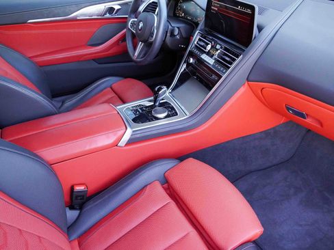 Certified 2025 BMW M850i xDrive Coupe image 10