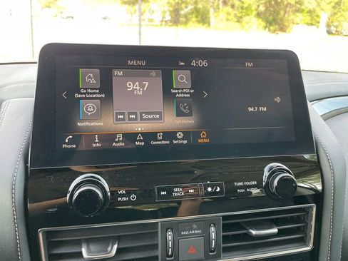 Used 2024 INFINITI QX80 Luxe RWD image 7