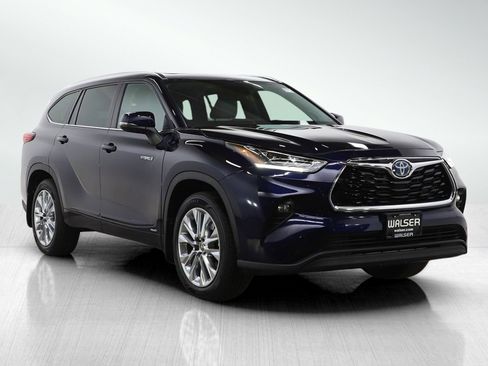 Used 2021 Toyota Highlander Limited image 7
