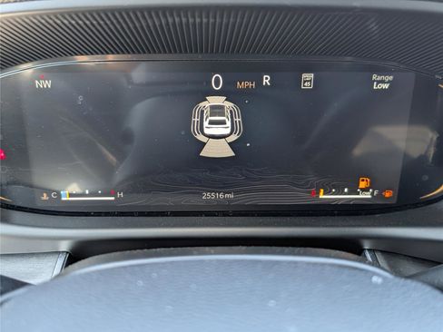 Used 2024 Jeep Wagoneer L Series II w/ Convenience Group I image 37