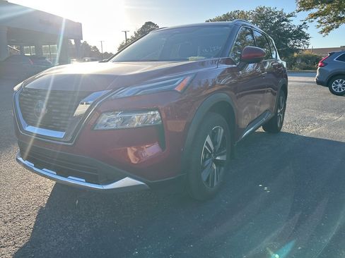 Used 2023 Nissan Rogue Platinum w/ Platinum Premium Package image 4