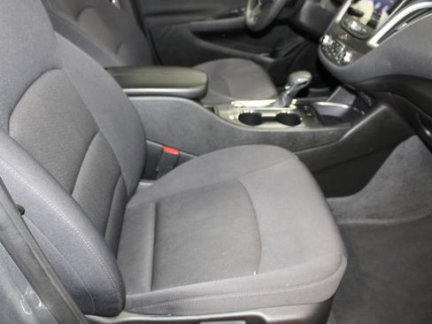 Used 2024 Chevrolet Malibu LT FWD image 18