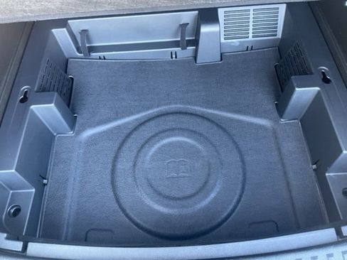 Used 2025 Chevrolet Equinox LT AWD/4WD image 27