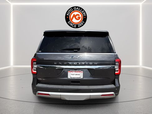 Used 2023 Ford Expedition Limited RWD image 7