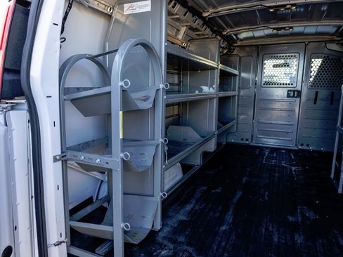 Used 2021 Chevrolet Express 2500 w/ Enhanced Convenience Package image 19