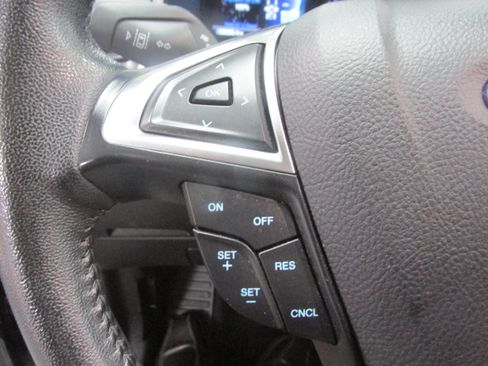Certified 2024 Ford Edge SEL AWD/4WD image 32